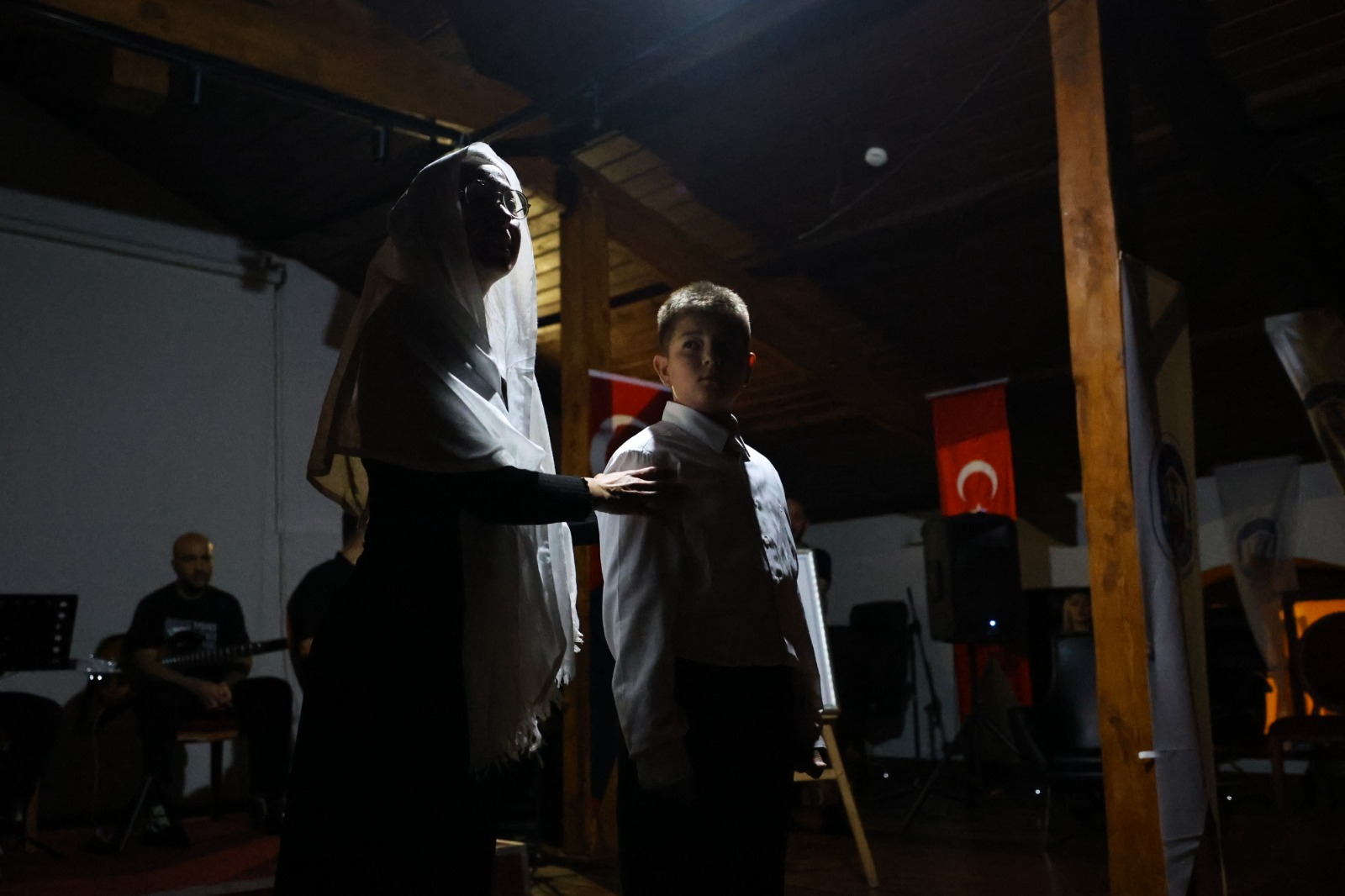 Atatürk, Efes Selçuk’ta Şarkılar Ve Şiirlerle Anıldı Gazi Mustafa Kemal