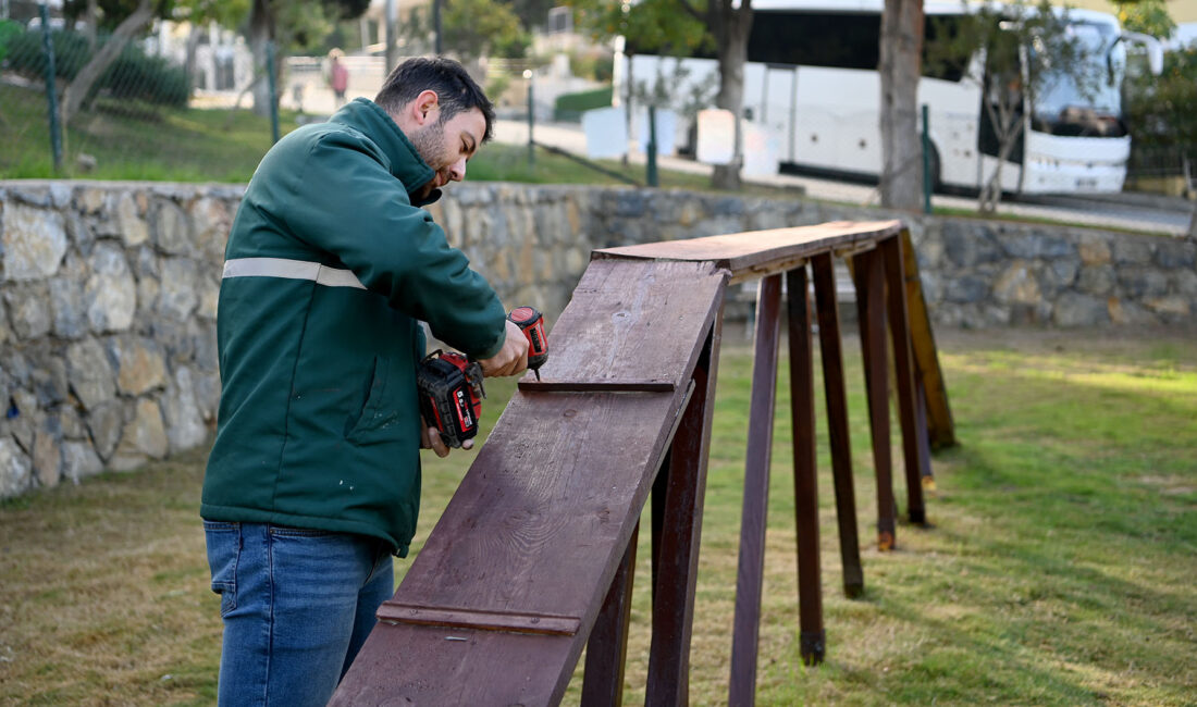 Kuşadası Belediyesi’nden Can Dostların Parklarına Özel Bakım Kuşadası Belediyesi’nden Can Dostların Parklarına Özel Bakım Kuşadası Belediyesi tarafından