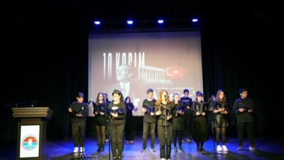 Maltepe’de Binlerce Kişi Ata’ya Saygı İçin Tek Yürek Oldu Türkiye