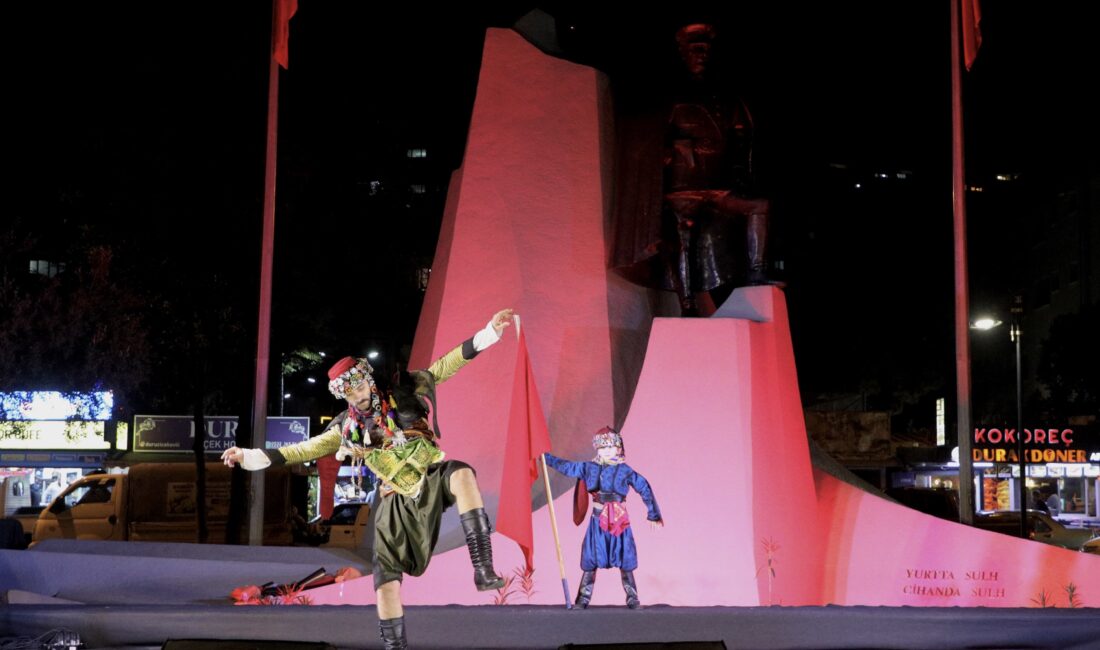 Türkiye Cumhuriyeti'nin kurucusu Ulu Önder Gazi Mustafa Kemal Atatürk, Mudanya’da