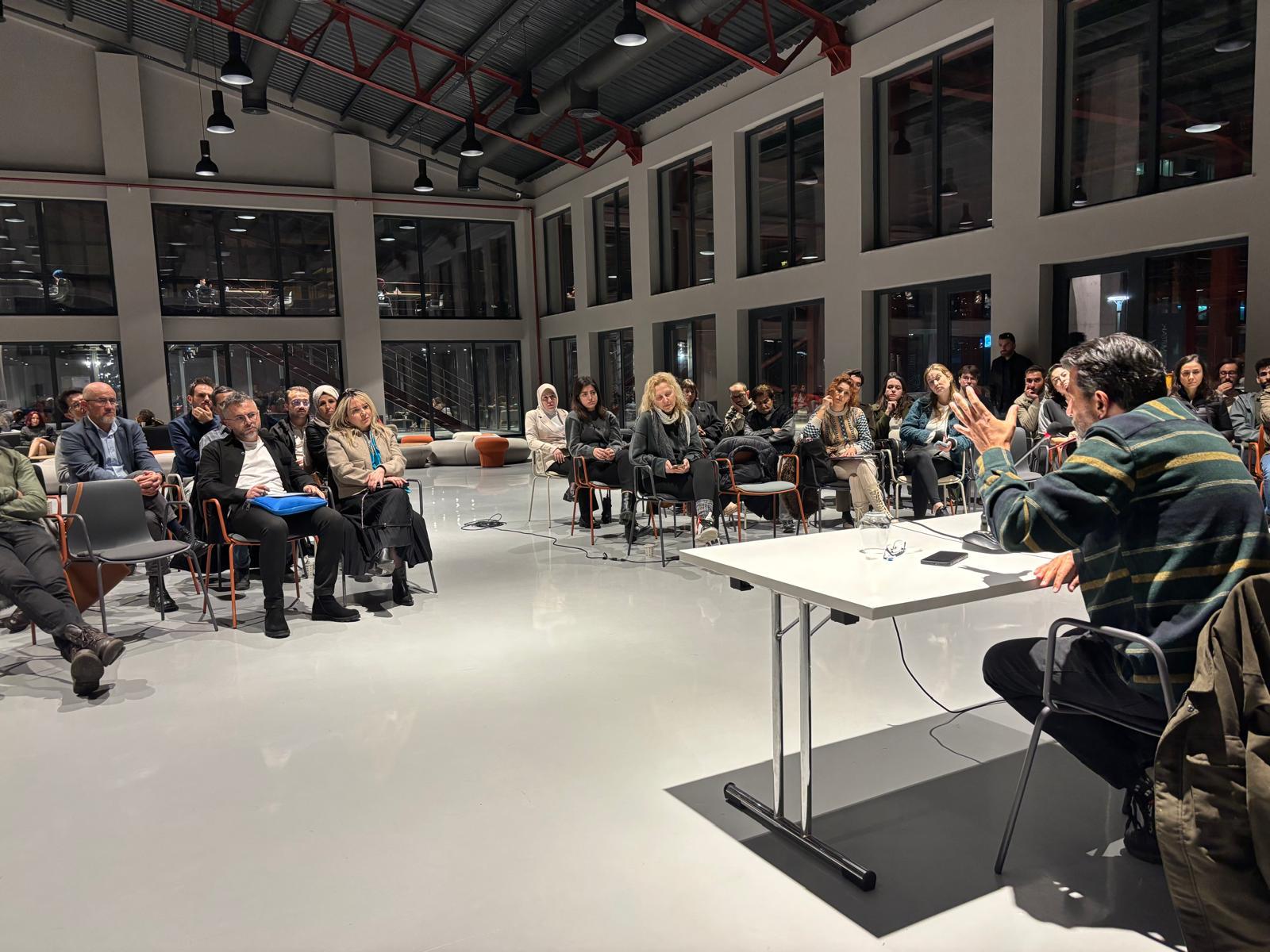 Nilüfer Belediyesi'nin "Nasıl Yapmışlar?" söyleşi dizisinin ikinci buluşmasında Doç. Dr.