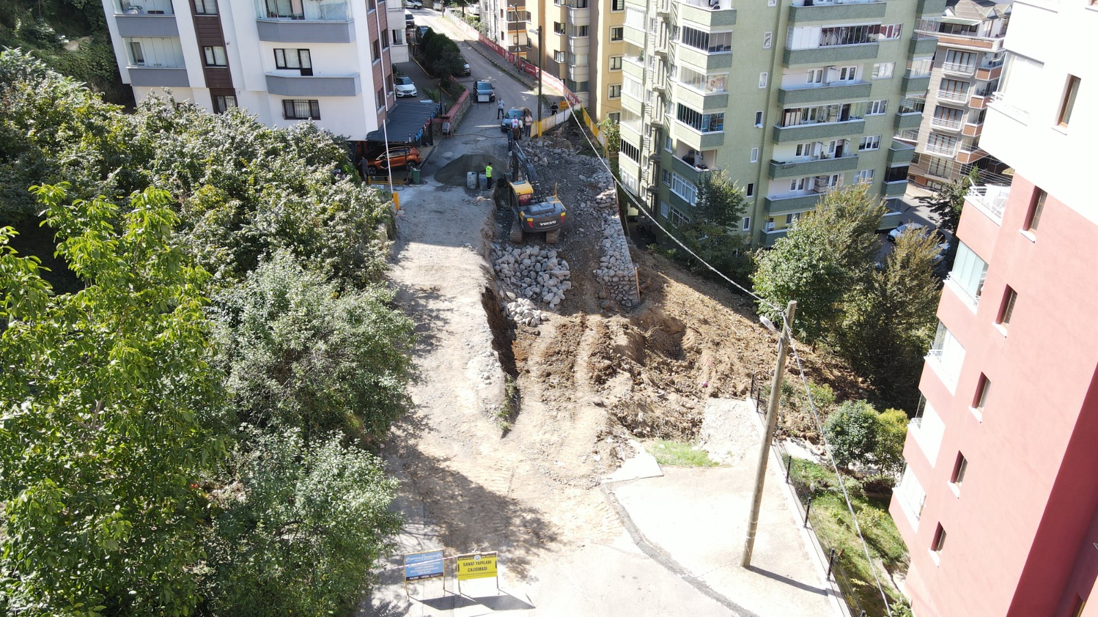 Ortahisar Belediyesi, 20 Yıllık Yol Sorununu Çözüme Kavuşturdu Ortahisar Belediyesi,