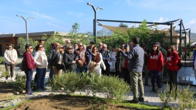 İzmirli Turist Rehberlerinden Efes Tarlası Yaşam Köyü’ne Eğitim Ziyareti İzmir