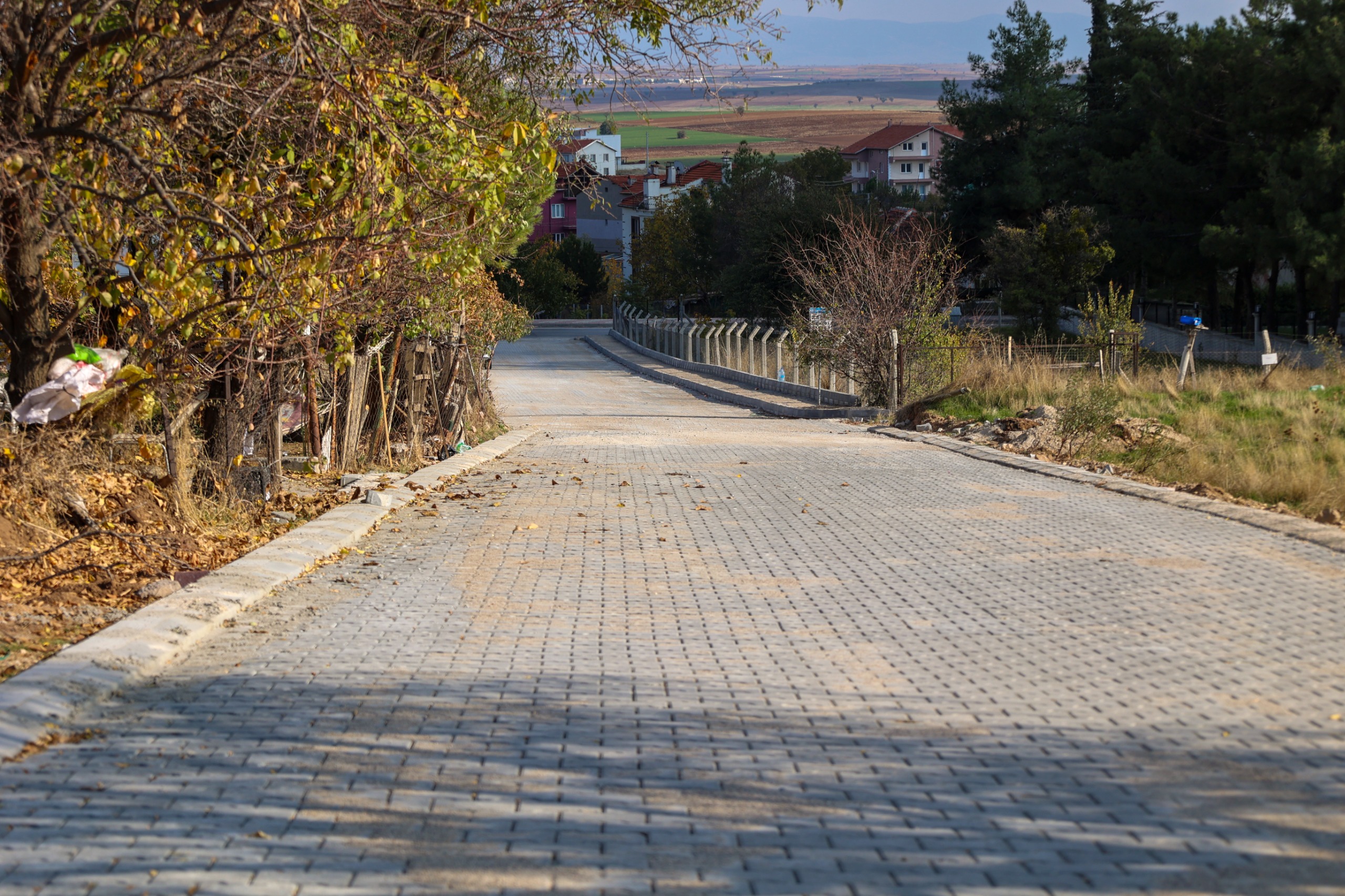 Uşak Belediyesi Kentin Üst Ve Alt Yapısını Hızla Değiştirmeye Devam