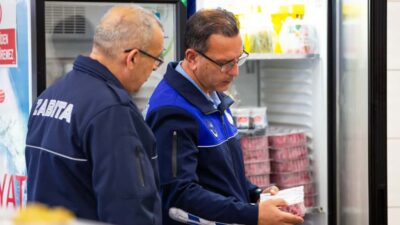 Narlıdere Belediyesi Zabıta Müdürlüğü ekipleri, okul kantinlerinde denetimlerini aralıksız sürdürüyor.