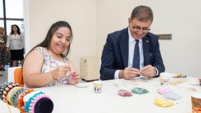 İzmir Büyükşehir Belediyesi, görünür ya da görünür olmayan engellilik alanında