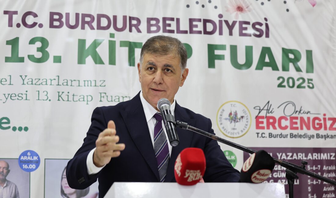 Başkan Tugay 13. Burdur Kitap Fuarı’nın açılış törenine katıldı Türkiye Sağlıklı Kentler Birliği Başkanı ve İzmir Büyükşehir Belediye Başkanı