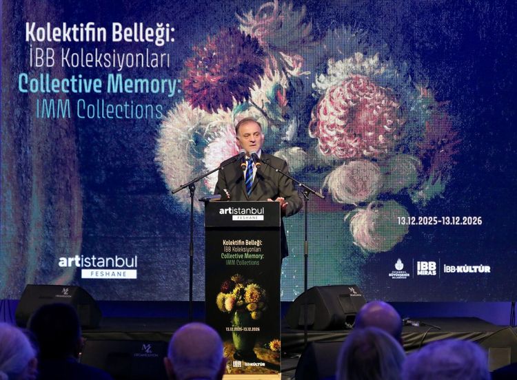 “KOLEKTİFİN BELLEĞİ: İBB KOLEKSİYONLARI” İSTANBULLULARLA BULUŞTU İstanbul Büyükşehir Belediye (İBB) Başkanvekili Nuri Aslan, Artİstanbul Feshane’de düzenlenen