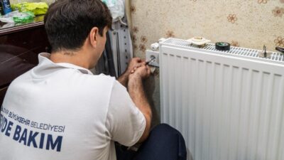 İzmir Büyükşehir Belediyesi Eşrefpaşa Hastanesi, İzmir’de “Evde Bakım” hizmeti alan