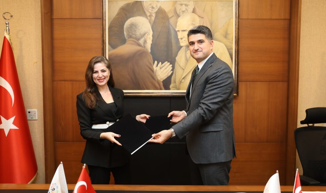 ATAŞEHİR’DE “SUÇA SÜRÜKLENEN ÇOCUKLAR” İÇİN ÖNEMLİ BİR ADIM ATILDI Ataşehir Belediyesi ile Türkiye Çocuklara Yeniden Özgürlük Vakfı arasında, suça