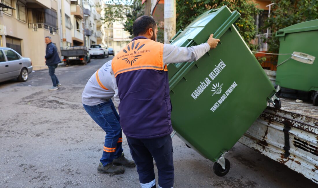 Karabağlar Belediyesi, ilçede temizlik hizmetlerini