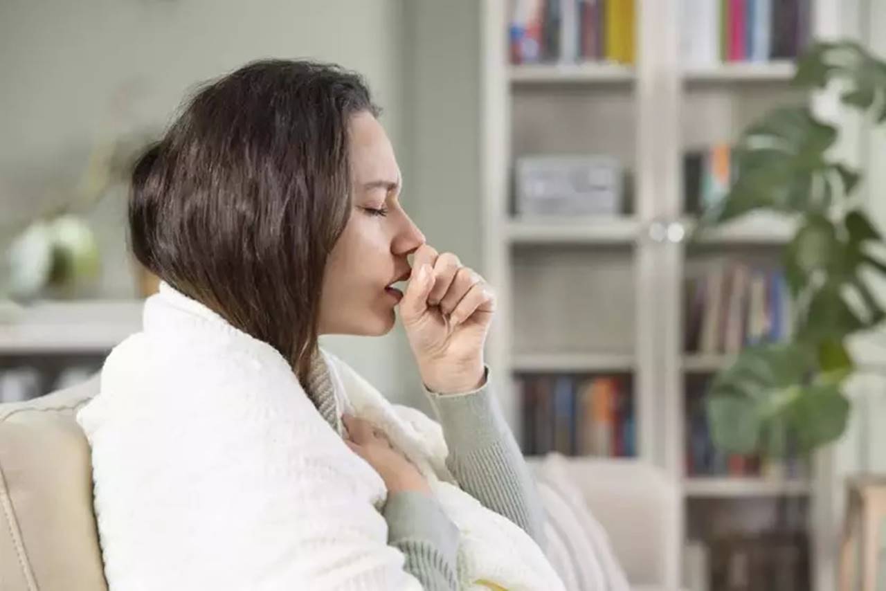 Kış ayları, düşen hava sıcaklıkları, kalabalık kapalı alanlarda daha uzun