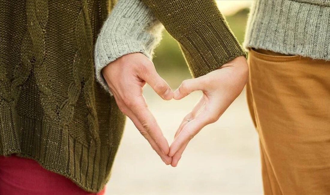 Son yıllarda yapılan bilimsel çalışmalar, romantik ilişkilerin ve evliliklerin yalnızca