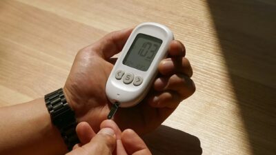 Dünya genelinde milyonlarca insanı etkileyen diyabet, modern tıbbın en yaygın