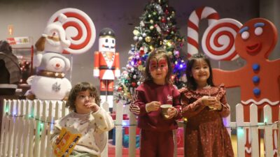 Korkuteli Belediyesi tarafından Melikşah Çocuk Merkezi’nde düzenlenen yeni yıl etkinliğinde