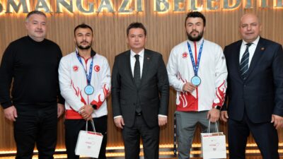 Başkan Aydın Tarihi Başarı Yakalayan Kardeşleri Ağırladı Şayık Kardeşler Bursa’yı Gururlandırdı