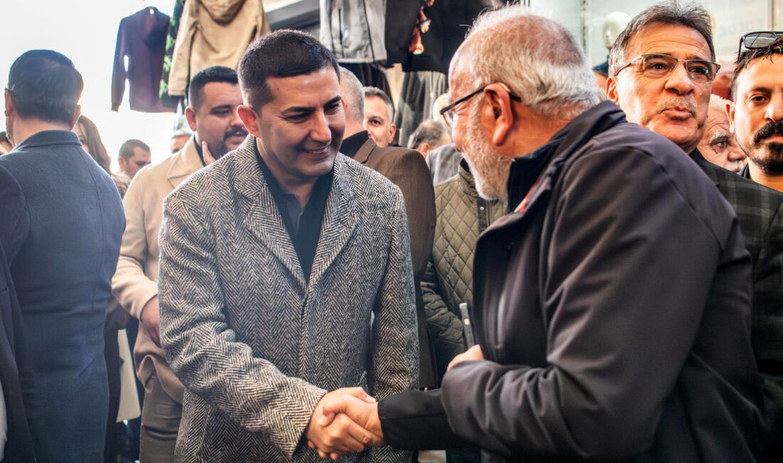 Kuşadası Belediye Başkanı ve Cumhuriyet