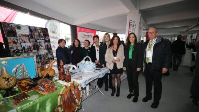 SivilFest kapılarını açtı Karşıyaka Belediyesi’nin düzenlediği SivilFest: Sosyal Etki ve