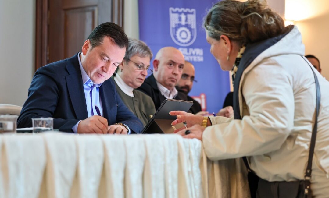 Silivri Belediye Başkanı Bora Balcıoğlu, Selimpaşa Mahallesi’nde Mahalle Toplantısı düzenledi.