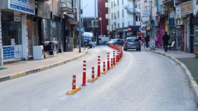 Uşak Belediyesi kent genelinde trafik güvenliğini artırmak, yol düzenini sağlamak