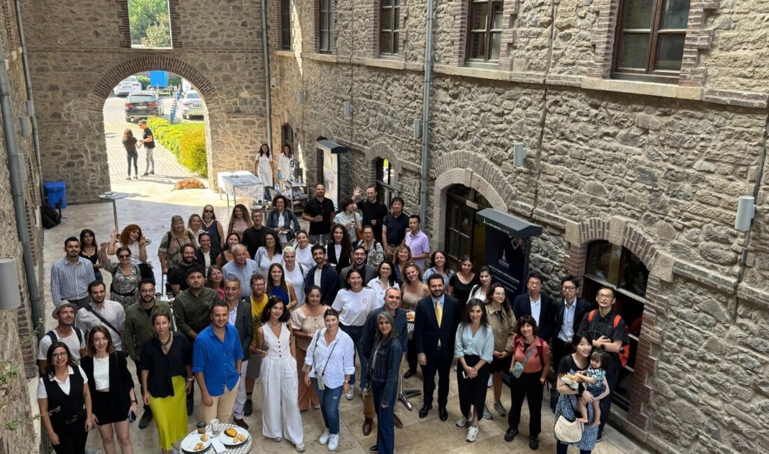 İzmir Büyükşehir Belediyesi Meslek Fabrikası 10 yıldır hem mesleki eğitim