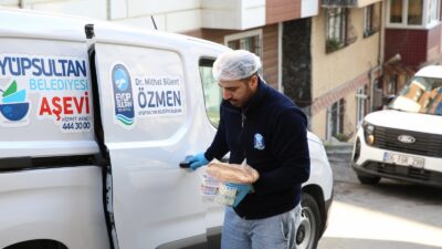 Eyüpsultan Belediyesi, sosyal belediyecilik anlayışıyla Topçular’daki modern Aşevi’nde her gün