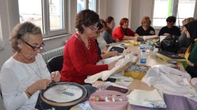 Balıkesir Büyükşehir Belediyesi BALMEK Bandırma Kurs Merkezi’nde bir yıldır piyano