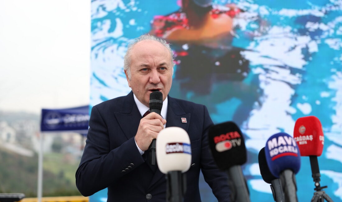 Derince Belediye Başkanı Av. Sertif Gökçe ilçe halkına daha kaliteli,