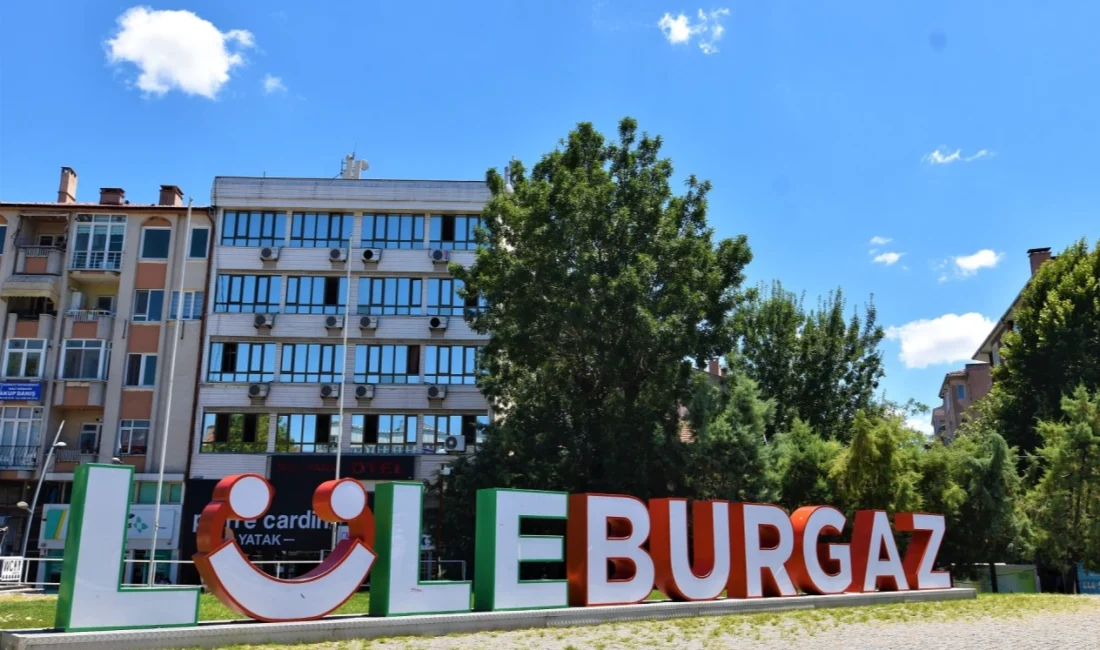 Lüleburgaz Belediyesi’nin Üniversiteli Aile Desteği