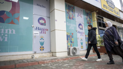 Mersin Büyükşehir Belediyesi tarafından hayata geçirilen ‘Hanımevi’ hizmeti; uzak mahalle