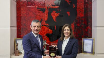 “HER AN YAPILMASI OLASI BİR ERKEN SEÇİMDE TÜRKİYE’NİN İKTİDAR UMUDUYUZ”