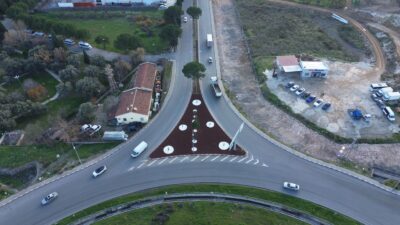 Kemalpaşa’da iklim kriziyle mücadele kapsamında hayata geçirilen kuru peyzaj uygulamalarıyla