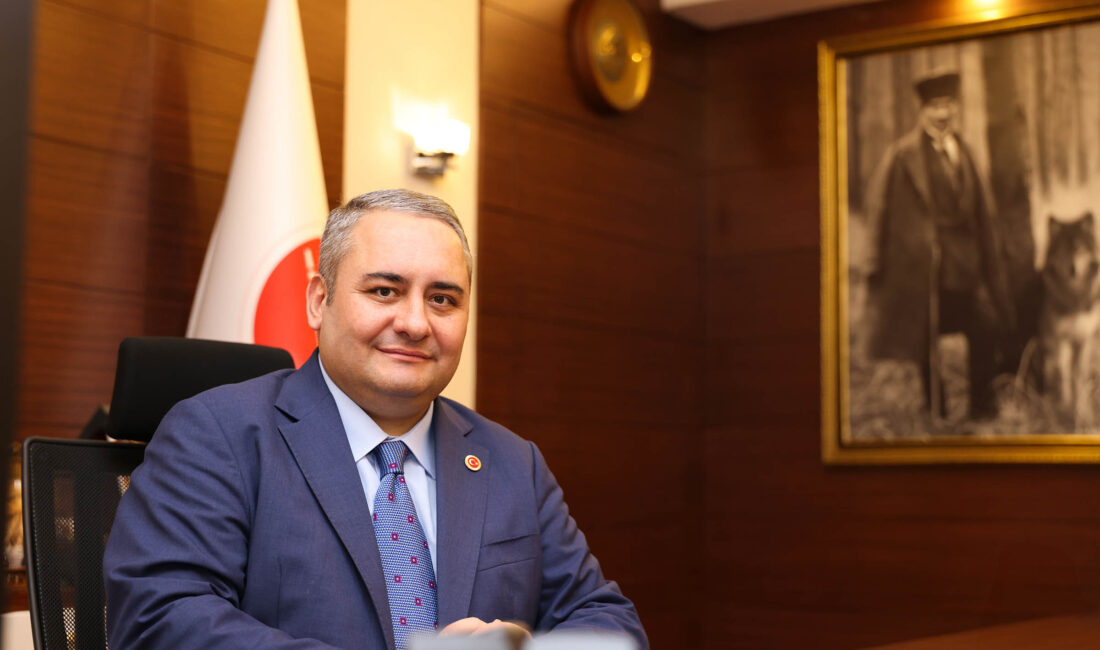 TÜRK BAYRAĞINA YAPILAN SALDIRIYA KEÇİÖREN BELEDİYESİ’NDEN ANLAMLI TEPKİ Mardin’in Nusaybin ilçesindeki Kamışlı sınır hattında Türk bayrağına yönelik gerçekleştirilen