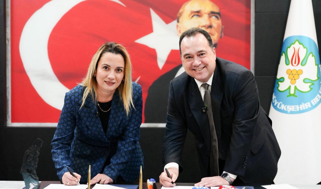 Manisa Büyükşehir’den Emeklilere İlaç Katkı Payı Desteği Manisa Büyükşehir Belediyesi, ekonomik zorluklarla mücadele eden ihtiyaç sahibi emekli