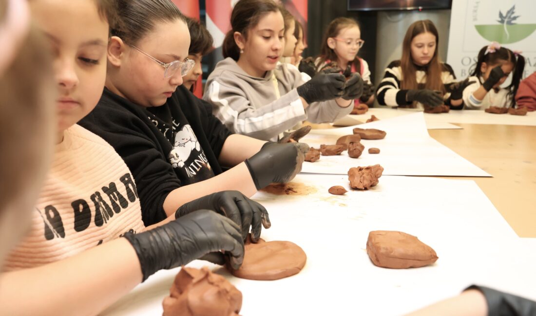 Minik Arkeologlar Tarihi Osmangazi’de Keşfediyor Osmangazi Belediyesi Geleceğin Arkeologlarını Yetiştiriyor Osmangazi Belediyesi, çocukların tarihe olan