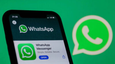 Popüler mesajlaşma uygulaması WhatsApp, kullanıcı deneyimini daha kişisel ve görsel