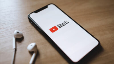 Dünyanın en büyük video paylaşım platformu olan YouTube, kullanıcıların uzun