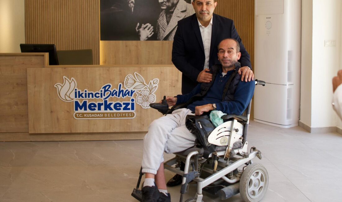 Kısa zamanda hayata geçirdiği projelerle Kuşadası’nın takdirini kazanan Başkan Ömer