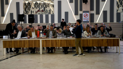 Kuşadası Belediye Meclisi, 2026 yılının ilk toplantısını gerçekleştirdi. Toplantıda, vatandaşlara daha