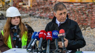 İzmir Büyükşehir Belediye Başkanı Dr. Cemil Tugay, İzmir’de önceki gece