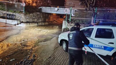 Aydın BŞB ekipleri SELE teslim oldu Meteoroloji tarafından 1 hafta önceden yapılan sağanak uyarılarına ve Valilik