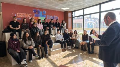 İzmir Büyükşehir Belediyesi Konservatuvar Hazırlık Kursu 2026 dönemi sınavları yapıldı.