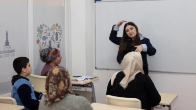 Büyükşehir’den gebelikten 3 yaşına kadar ücretsiz sağlık ve eğitim desteği