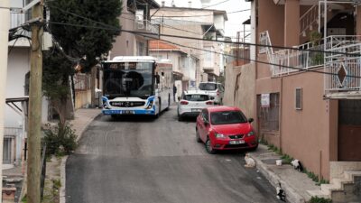 İzmir Büyükşehir Belediyesi, Konak Çobançeşme’de vatandaşlardan gelen talep doğrultusunda önce