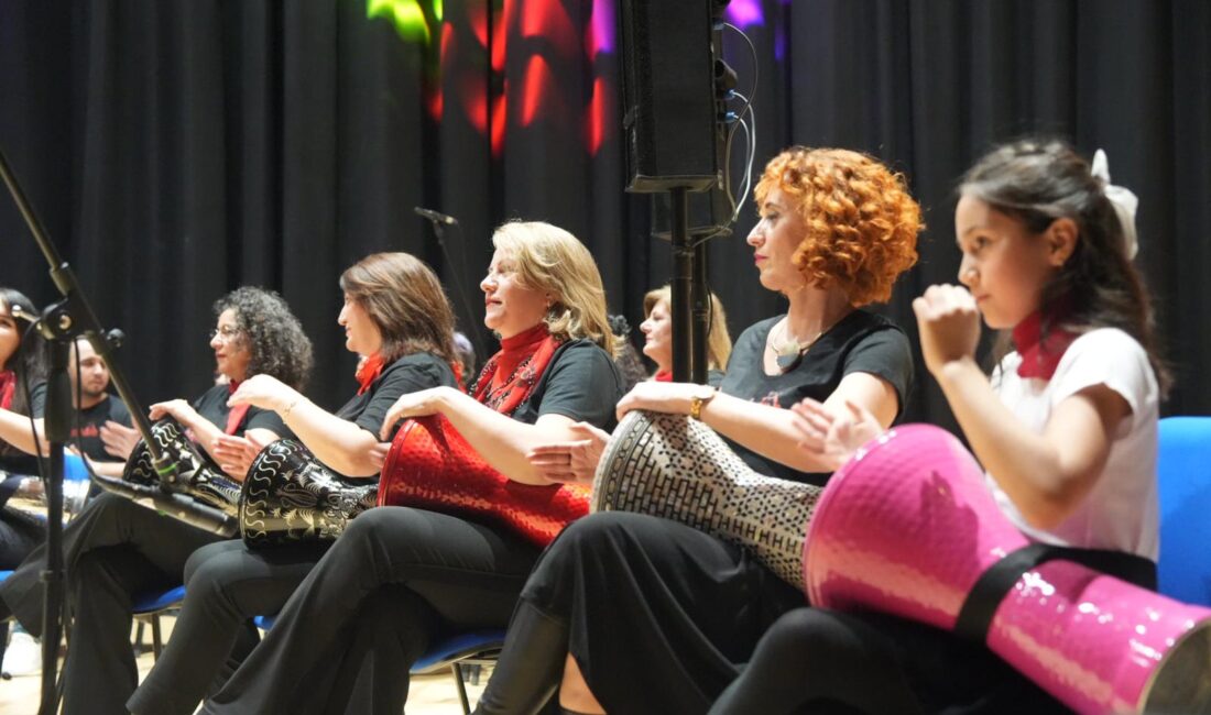 Turgutlu Belediyesinin, düzenlediği kültür ve sanat etkinlikleri, edebiyattan müziğe uzanan