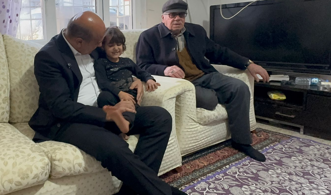 “AKP, SİYASETİ FAKİR, TİCARETİ ZENGİN İLE YAPAR” CHP Gaziantep İl Başkanı Vakkas Acar, 25 gün önce yoksulluğun