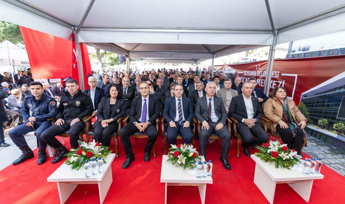 İzmir Büyükşehir Belediyesi Başkan Vekili Dr. Zafer Levent Yıldır, Bergama