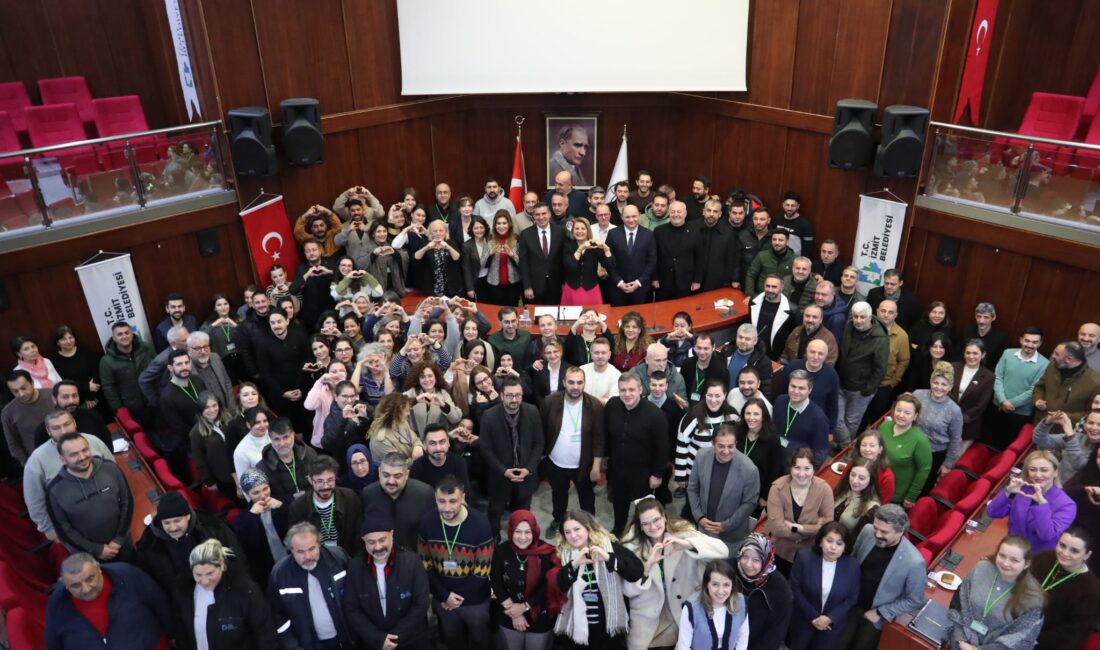 Türkiye’de milyonlarca yurttaş geçim sıkıntısı yaşarken, açlık ve yoksulluk sınırının