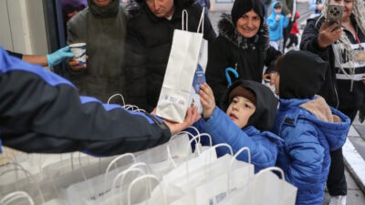  Ramazan ayı boyunca 17 ilçede iftar sofraları kuran Bursa Büyükşehir
