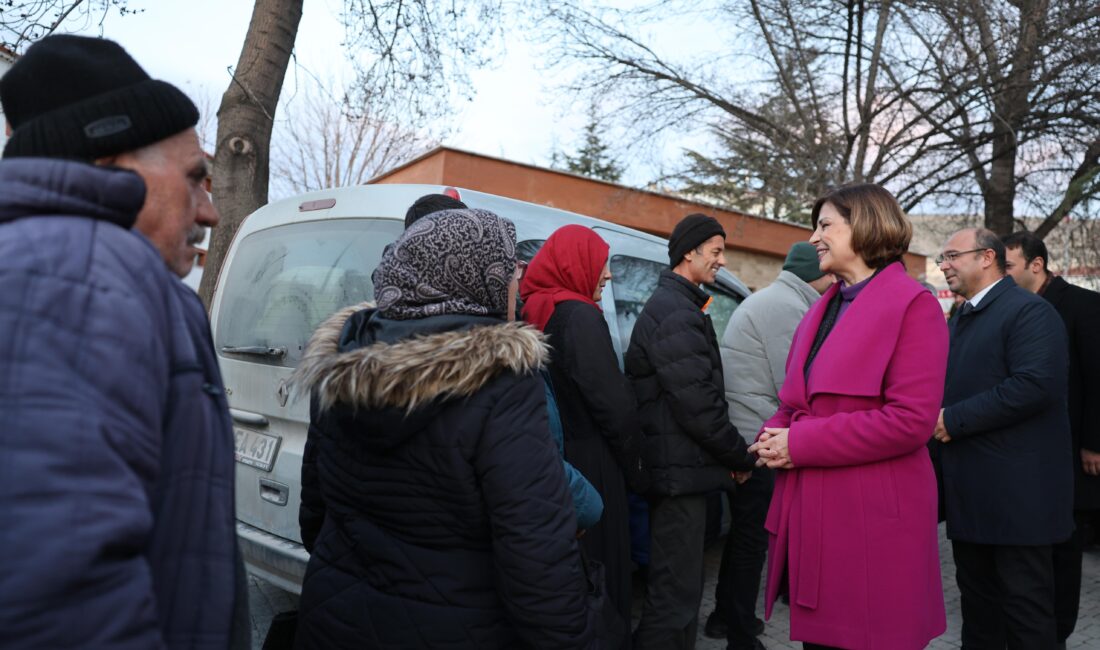 ESKİŞEHİR BÜYÜKŞEHİR İFTAR DAVETLERİ SEYİTGAZİ’DE BAŞLADI Eskişehir Büyükşehir Belediyesi, her yıl geleneksel olarak kurduğu iftar sofralarına